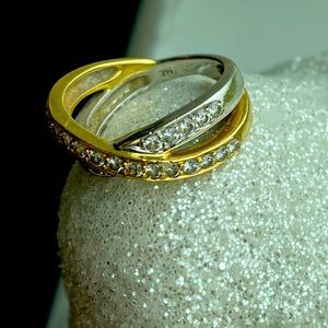 14kt gold and diamond ring. 1 cttw diamonds. VS H